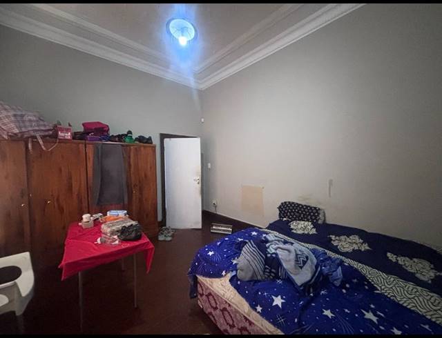 5 BEDROOM HOUSE FOR SALE IN BRIXTON